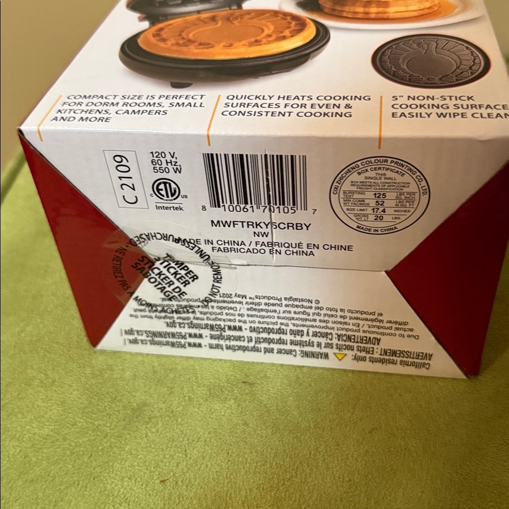 Nostalgia MyMini Turkey Waffle Maker - Picture 13 of 13